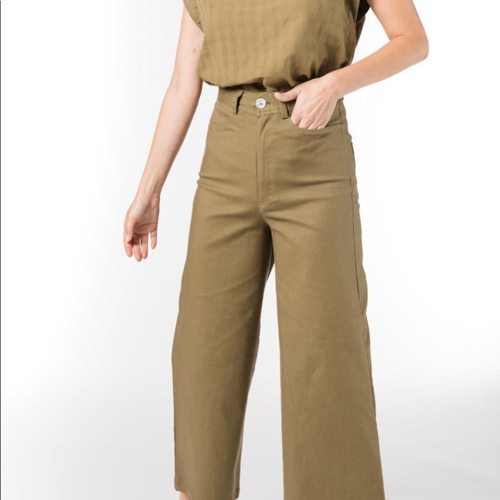 Tribe Alive High Rise Wide Leg Olive & Ivory NWT!